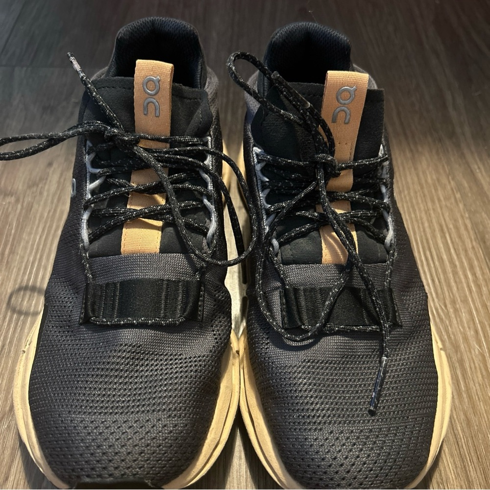 On Cloud Running Cloudnova Eclipse Savannah Gray & Orange Women’s 6.5 26.98491